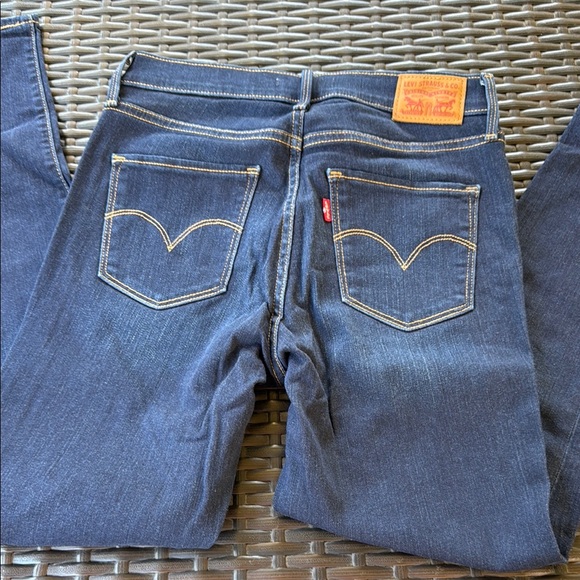 Levi's Women’s 311 Shaping Skinny Jeans Dark Wash like new size 27 - Picture 8 of 13